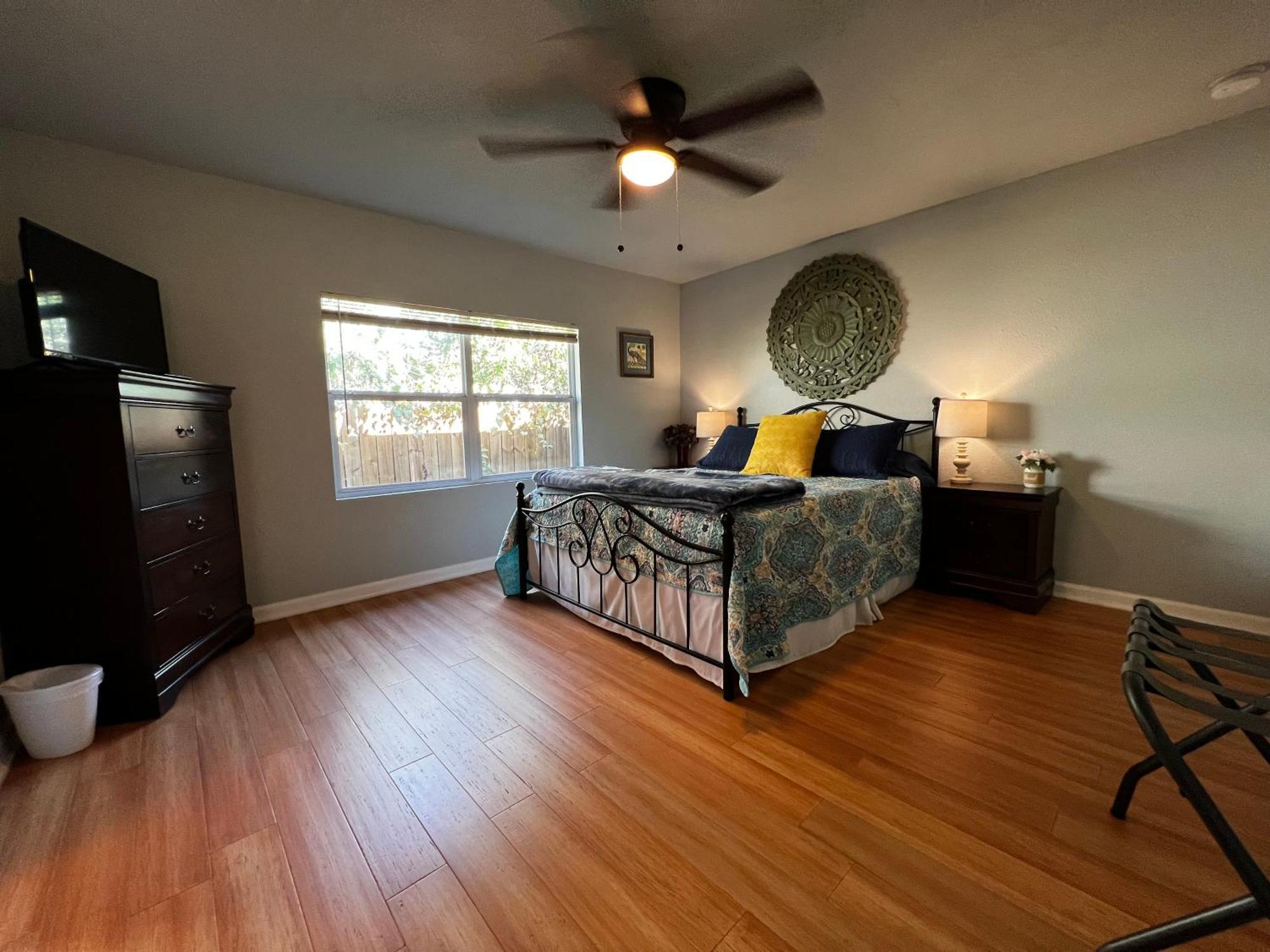 Boho Bliss- Cozy Private Room 2 Miles From Alamodome! San Antonio Exterior photo